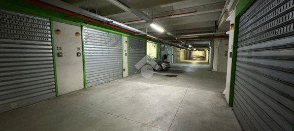 16m² Garage in Naples, Italy No. 29553 6