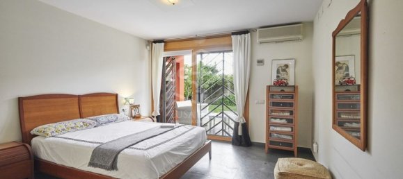 6 bedrooms Villa in Castelldefels, Spain No. 7405 21