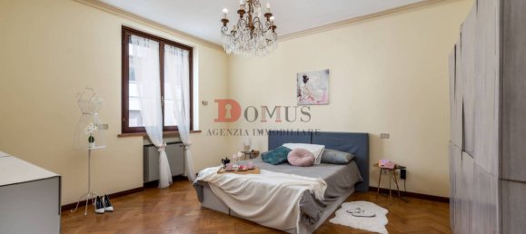 3 bedrooms Villa in Mantua, Italy No. 245833 11