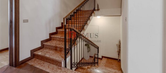 3 bedrooms Villa in Mantua, Italy No. 245833 22