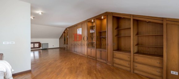 3 bedrooms Villa in Mantua, Italy No. 245833 24