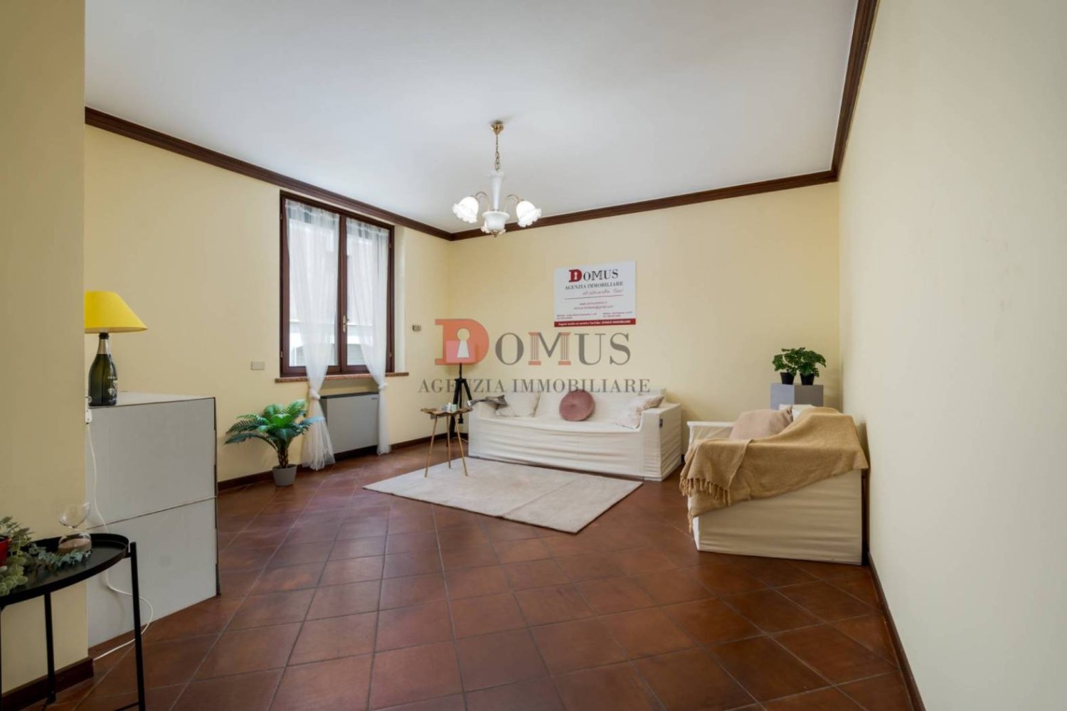 3 bedrooms Villa in Mantua, Italy No. 245833