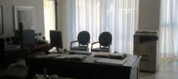 502m² Building in Cerro Maggiore, Italy No. 186243 11