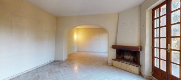 3 bedrooms Villa in Bois-d'Arcy, France No. 165610 8