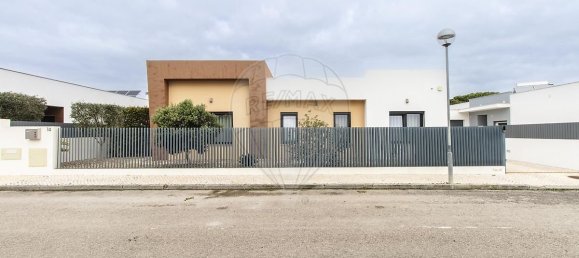 3 bedrooms House in Setubal, Portugal No. 178660 2