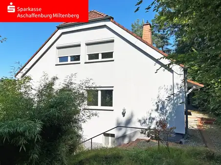 Moradia em banda de 10 divisões em Aschaffenburg, Germany N.º 177032