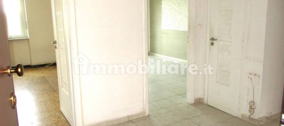 2 bedrooms Apartment in Moncalieri, Italy No. 323973 5