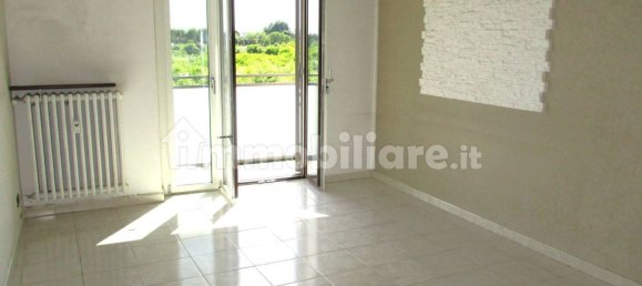 2 bedrooms Apartment in Moncalieri, Italy No. 323973 6