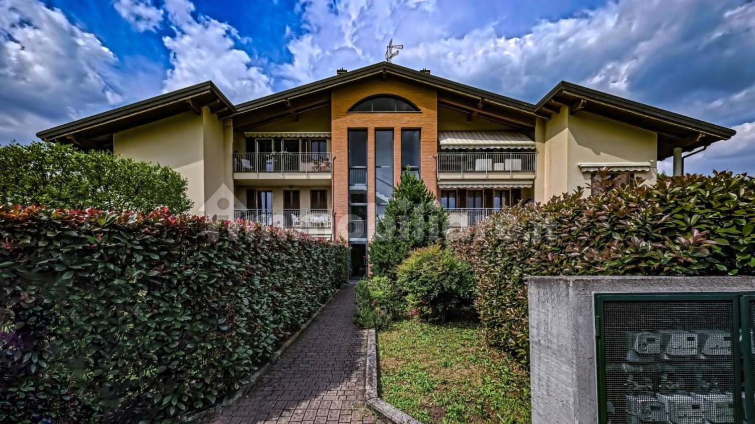 2 bedrooms Apartment in Lesmo, Italy No. 325987