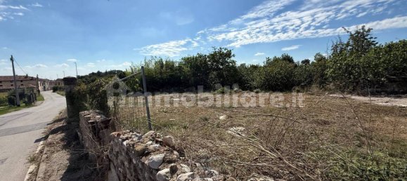 Terreno en Bedizzole, Italy 800 m² No. 347577 2
