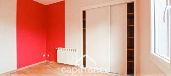 3 bedrooms House in Charente-Maritime, France No. 335908 20