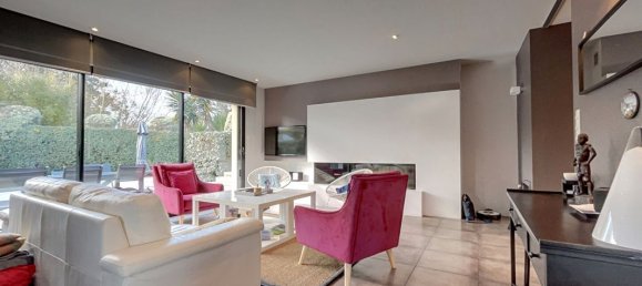 4 bedrooms House in Cancale, France No. 208027 10