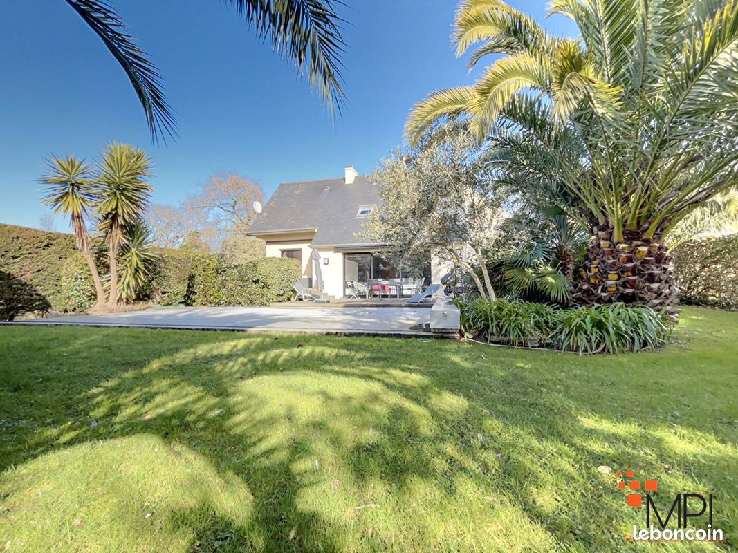 4 bedrooms House in Cancale, France No. 208027