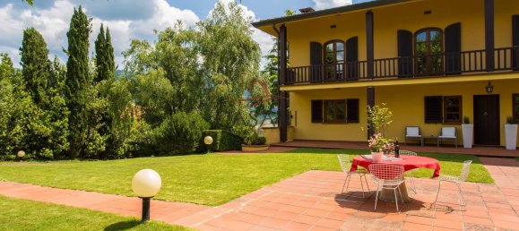 5 bedrooms Villa in Lucca, Italy No. 74678 21