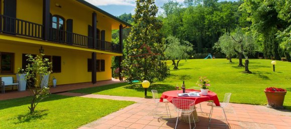 5 bedrooms Villa in Lucca, Italy No. 74678 22