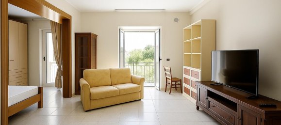 4 Schlafzimmer Villa in Notaresco, Italy, Nr. 349830 18