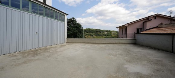 4 Schlafzimmer Villa in Notaresco, Italy, Nr. 349830 26