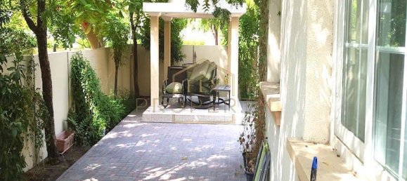 Villa T2 em The Springs, UAE N.º 6642 9