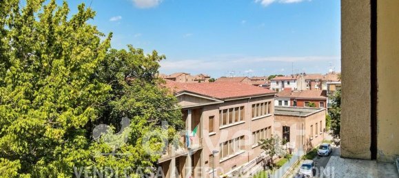 5 bedrooms Apartment in Ferrara, Italy No. 318053 18