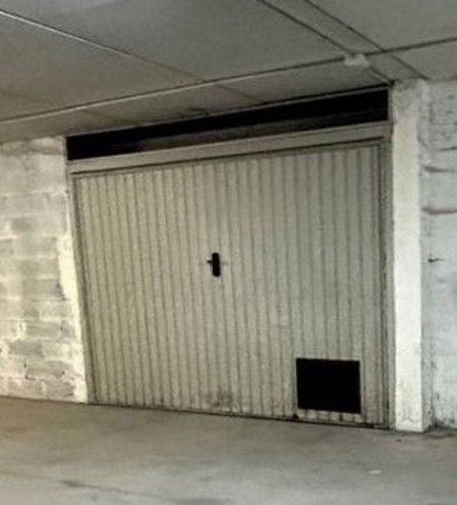 Garage à Poggio Mirteto, Italy 25m² No. 255573