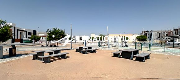 753m² Land in Abu Dhabi, UAE No. 101887 10