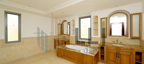 5 bedrooms Villa in Saadiyat Island, UAE No. 55939 16