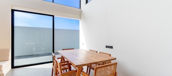 2 Schlafzimmer Villa in Cemagi, Indonesia, Nr. 4602 12