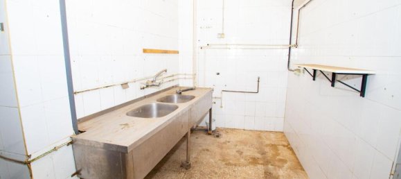 Propiedad comercial en Huelva, Spain 118 m² No. 167012 42