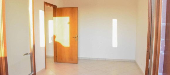 3-Zimmer Wohnung in Albano Laziale, Italy, Nr. 32586 2