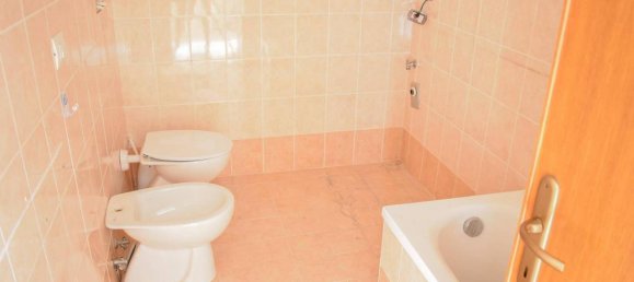 3-Zimmer Wohnung in Albano Laziale, Italy, Nr. 32586 6