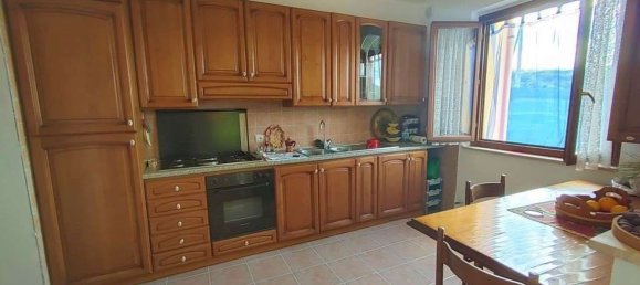 4-Zimmer Wohnung in Nocera Umbra, Italy, Nr. 47677 8