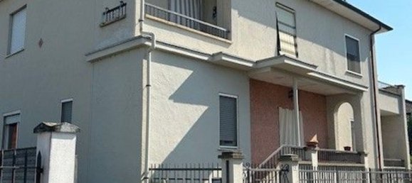 6 rooms Villa in Gravellona Lomellina, Italy No. 6461 16