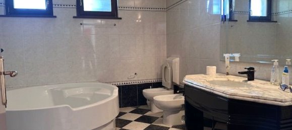 Villa de 13 divisões em Udine, Italy N.º 283274 8