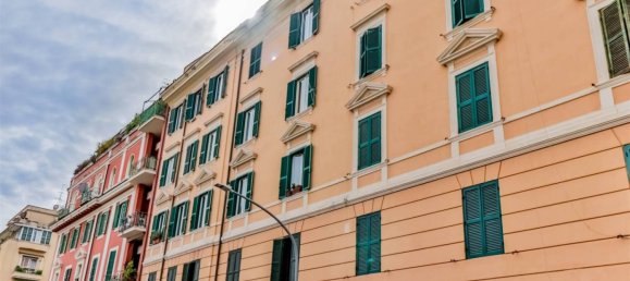 4 bedrooms Apartment in Rome, Italy No. 32641 18