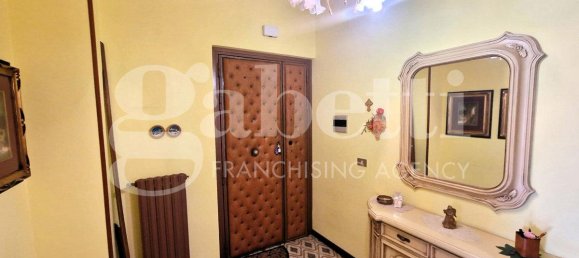 4-salle Appartement à Isernia, Italy No. 154585 35