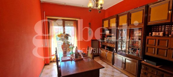 4-salle Appartement à Isernia, Italy No. 154585 14