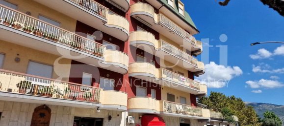 4-salle Appartement à Isernia, Italy No. 154585 44