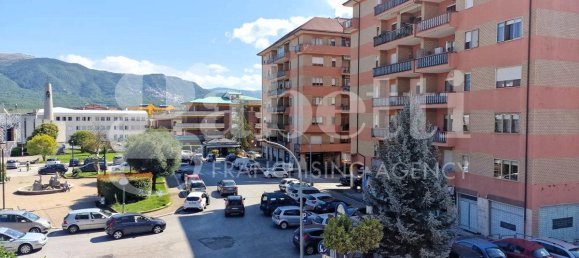 4-salle Appartement à Isernia, Italy No. 154585 10
