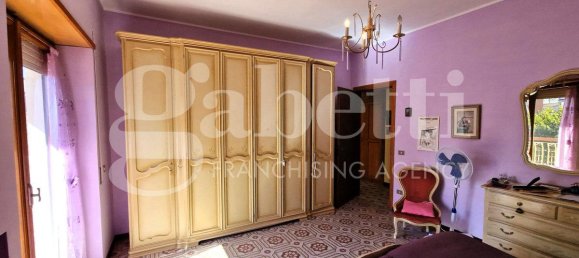 4-salle Appartement à Isernia, Italy No. 154585 18