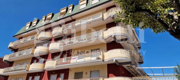 4-salle Appartement à Isernia, Italy No. 154585 43