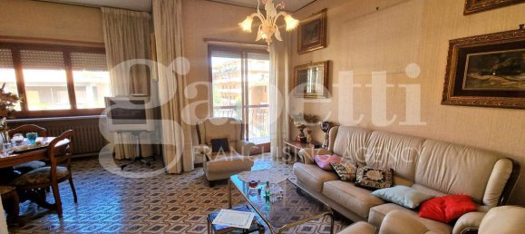 4-salle Appartement à Isernia, Italy No. 154585 32