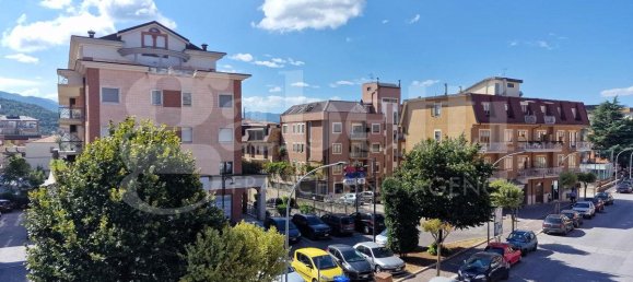 4-salle Appartement à Isernia, Italy No. 154585 9