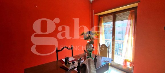 4-salle Appartement à Isernia, Italy No. 154585 13