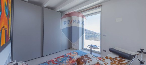 Villa de 10 divisões em Massino Visconti, Italy N.º 14237 19