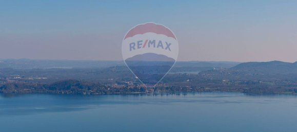 Villa de 10 divisões em Massino Visconti, Italy N.º 14237 35