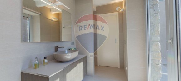 Villa de 10 divisões em Massino Visconti, Italy N.º 14237 31