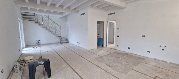 Villa de 4 divisões em San Cesareo, Italy N.º 199100 6