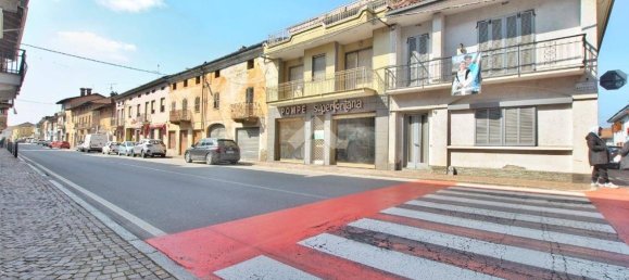 Gewerbliche Immobilie in Borgo d'Ale, Italy 185m², Nr. 124666 3