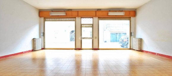 Gewerbliche Immobilie in Borgo d'Ale, Italy 185m², Nr. 124666 8