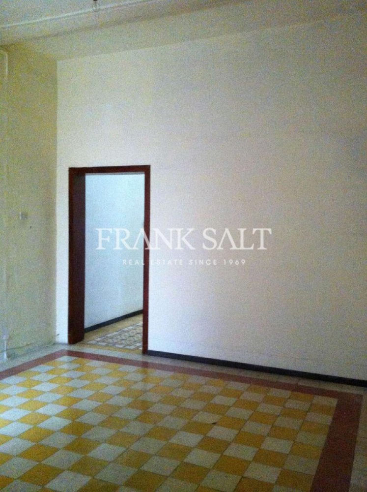 180m² Office in Valletta, Malta No. 12983